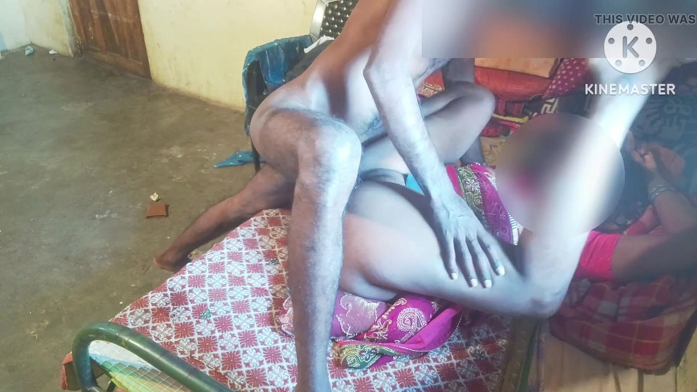 Desi Wife Fucking Pink Saree hardcore