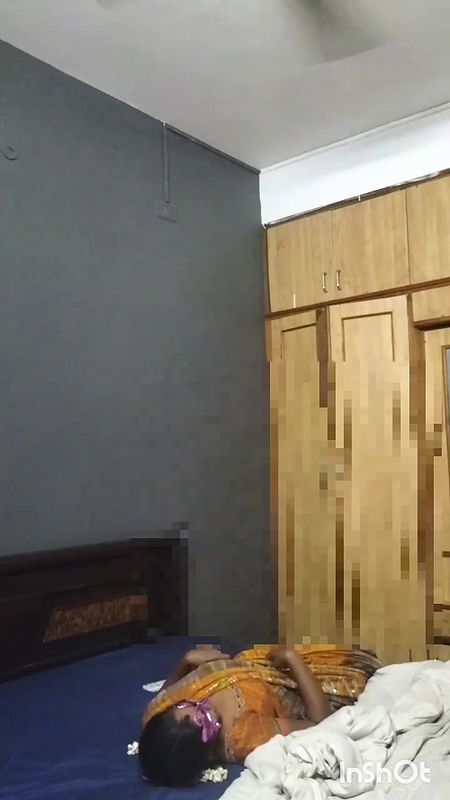 Tamil Wife Cuddling Kissing Boob Show Fuck in Front and Back