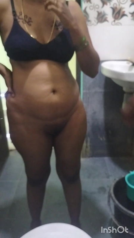 Tamil Husband and Wife Bathroom Romance