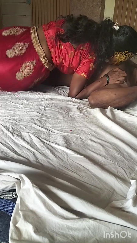 Tamil Girl Blacmail Their House Keeper