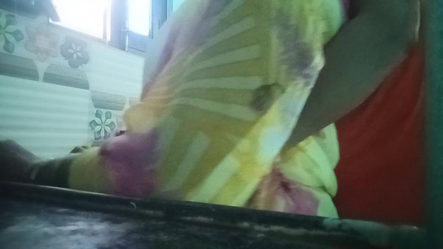 Vizag Telugu House Wife Reality Husband Fucks in Kitchen Doggy Style Hard-core Dirty Talk Telugu-fuckers