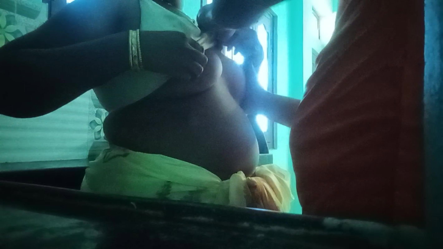 Vizag Telugu House Wife Reality Husband Fucks in Kitchen Doggy Style Hard-core Dirty Talk Telugu-fuckers
