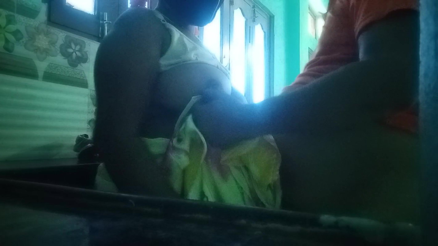 Vizag Telugu House Wife Reality Husband Fucks in Kitchen Doggy Style Hard-core Dirty Talk Telugu-fuckers