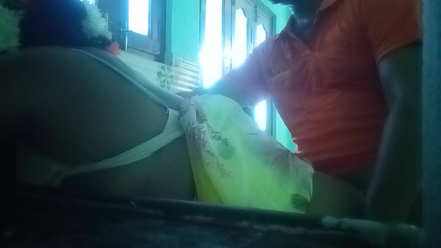 Vizag Telugu House Wife Reality Husband Fucks in Kitchen Doggy Style Hard-core Dirty Talk Telugu-fuckers