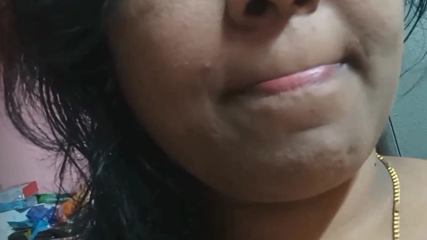 Tami Ponnu in Bathroom Natural Beauty Sexy Lips