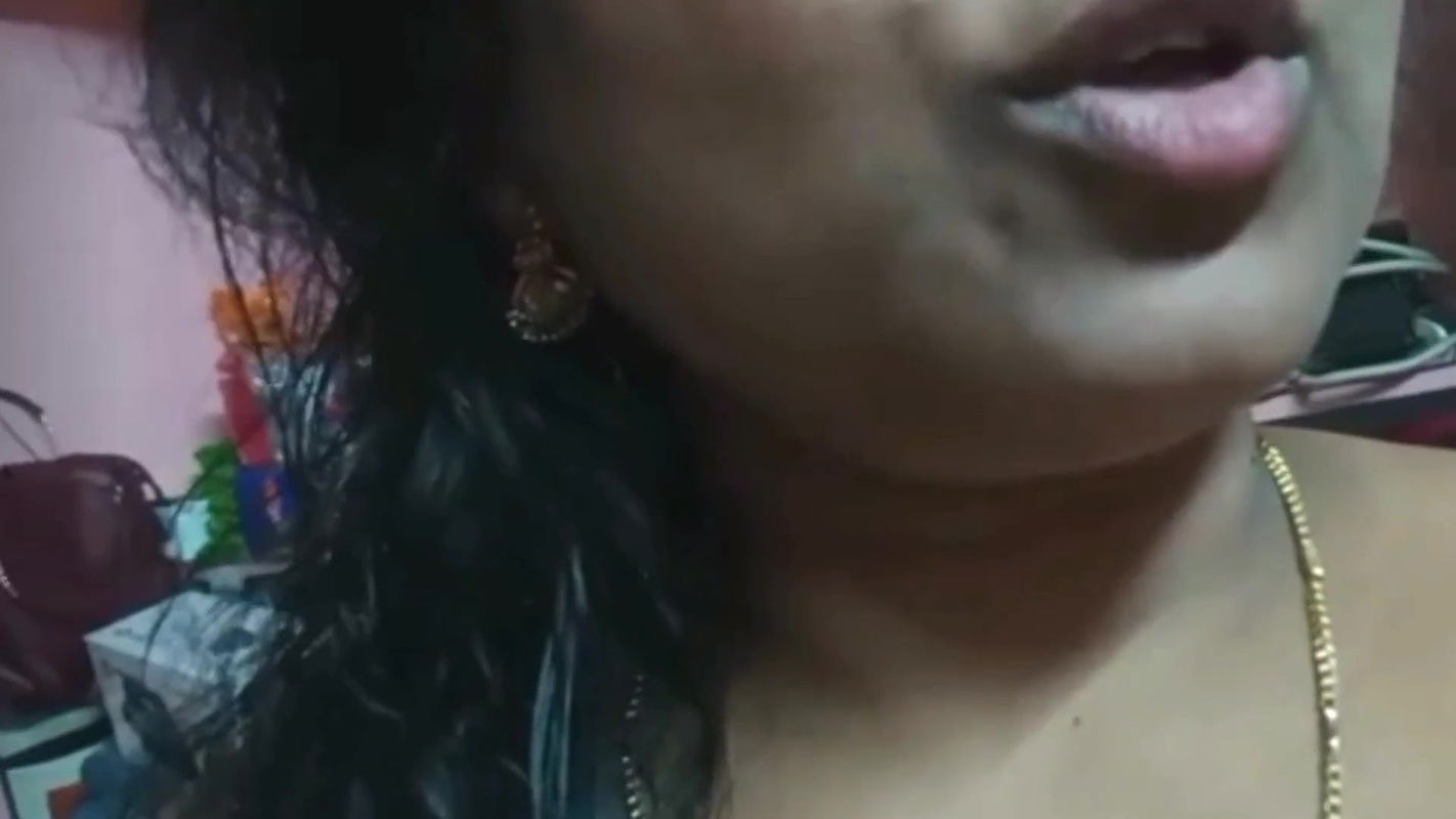 Tami Ponnu in Bathroom Natural Beauty Sexy Lips