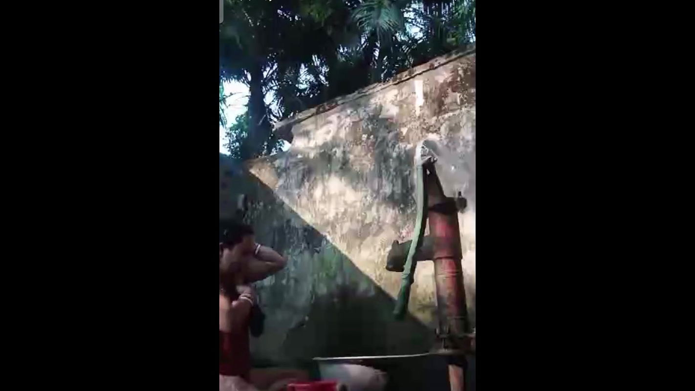 Indian Telugu Village Aunty Natural Bathing Saggy Boobs