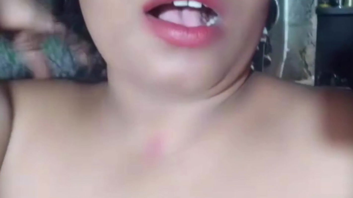 Indian House Wife Full Nude Big Tights Shaved Pussy Bigboobs Pressing Novel Showing Sucking Dirty Moaning