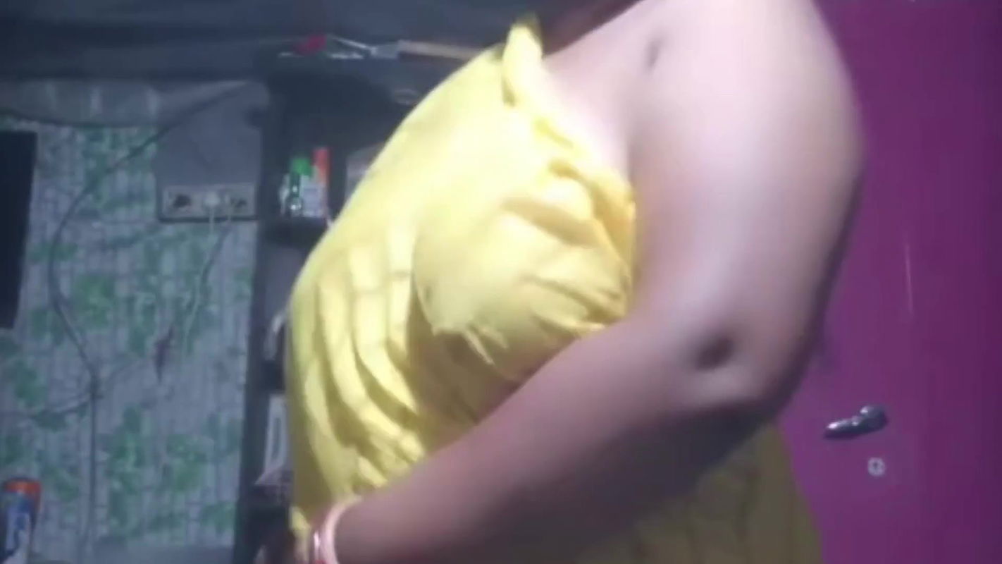 Indian House Wife Full Nude Big Tights Shaved Pussy Bigboobs Pressing Novel Showing Sucking Dirty Moaning