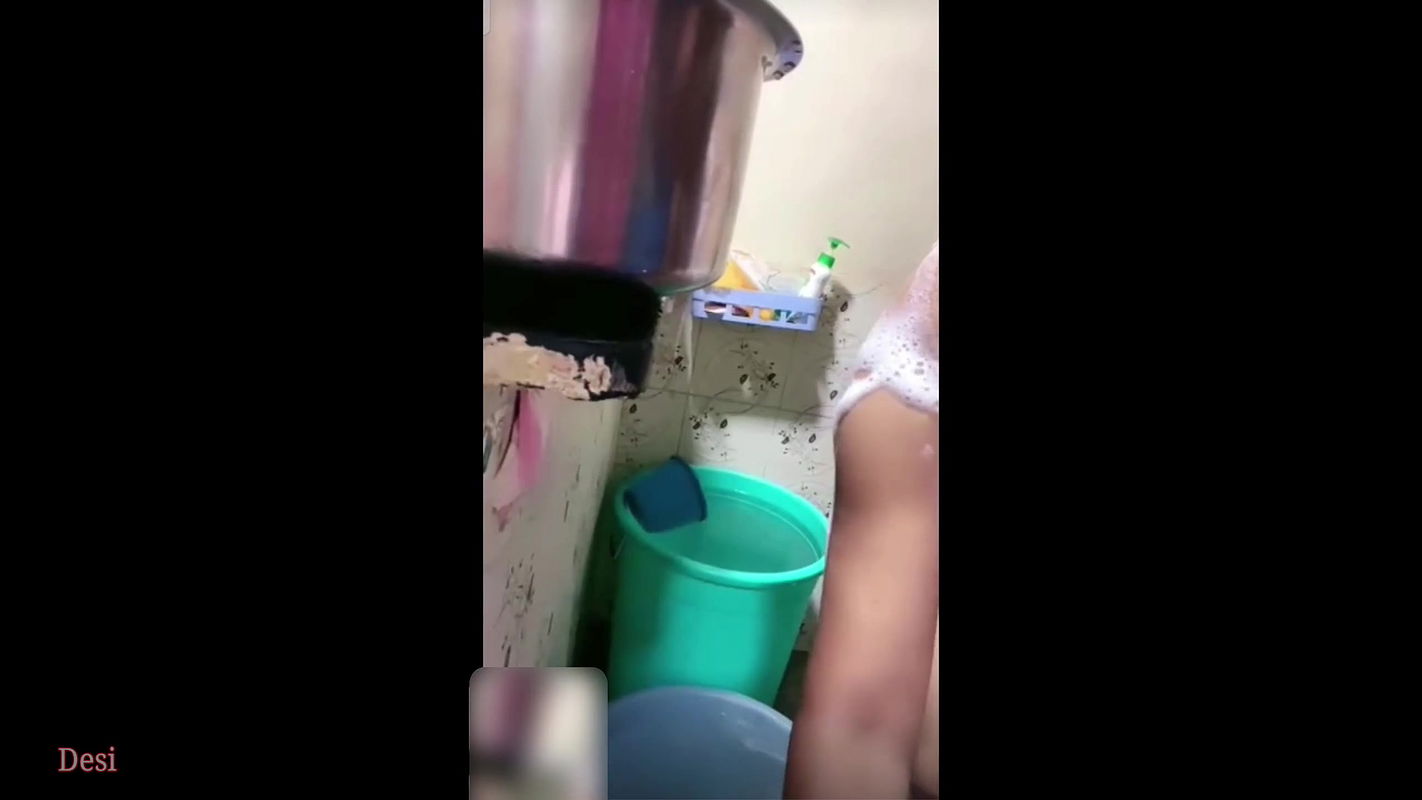 Girl Bathing Show with Dirty Talking Moaning