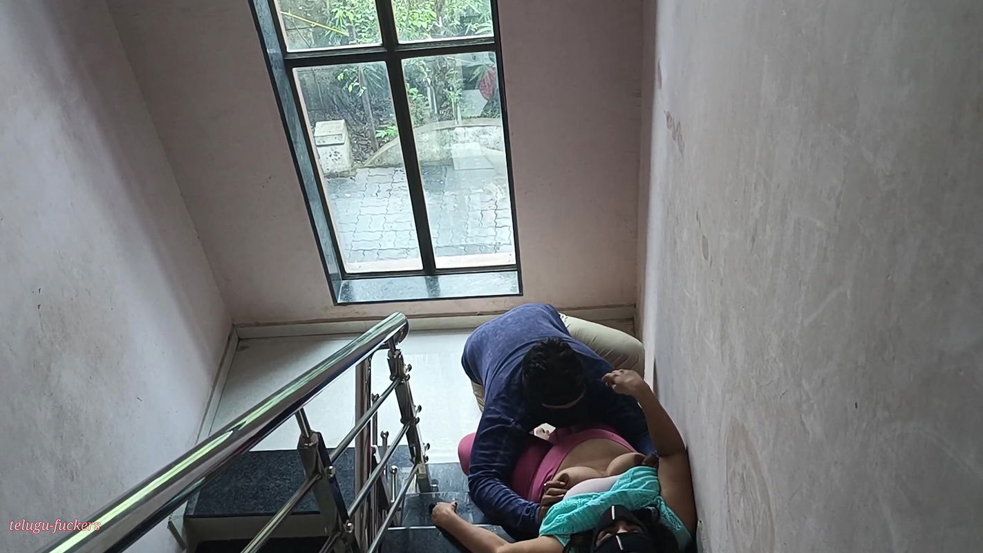 Desi Young Lovers Secret Romance Boobs Sucking Fucking