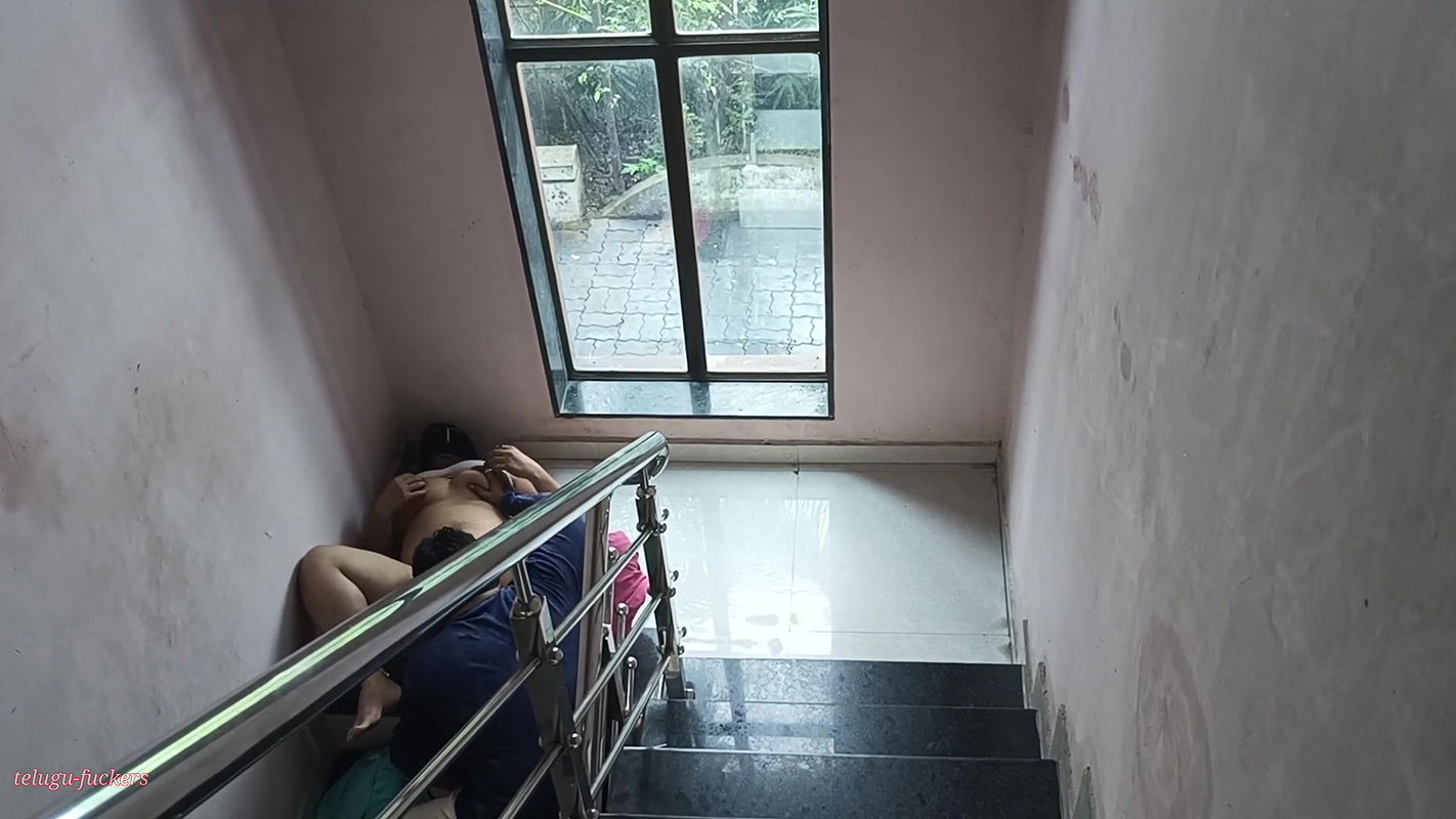 Desi Young Lovers Secret Romance Boobs Sucking Fucking