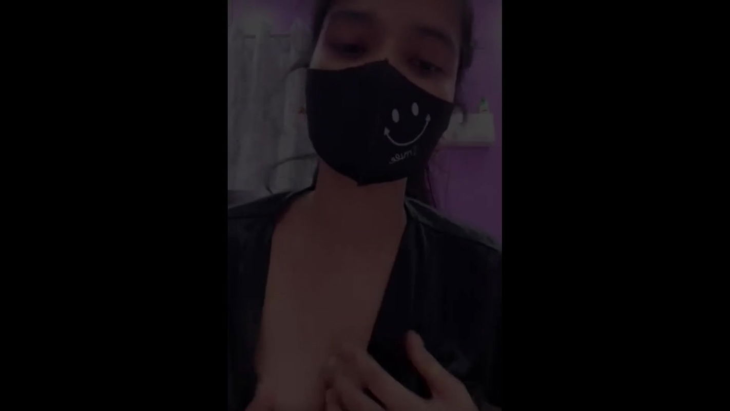 Desi Girl Showing Some