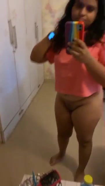 Chubby Gf Showing