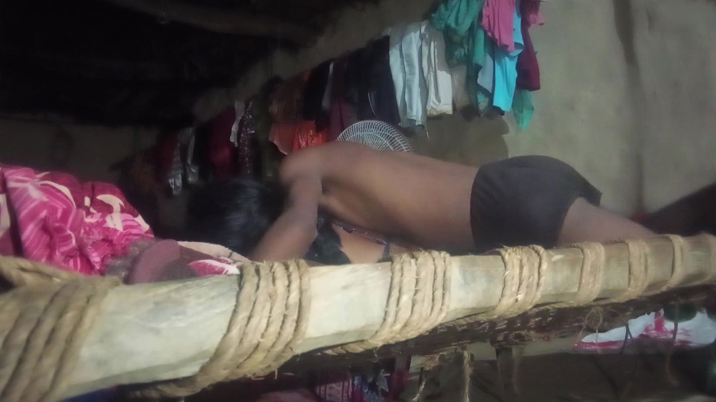 Desi Bhabhi so Hot Indian Girl