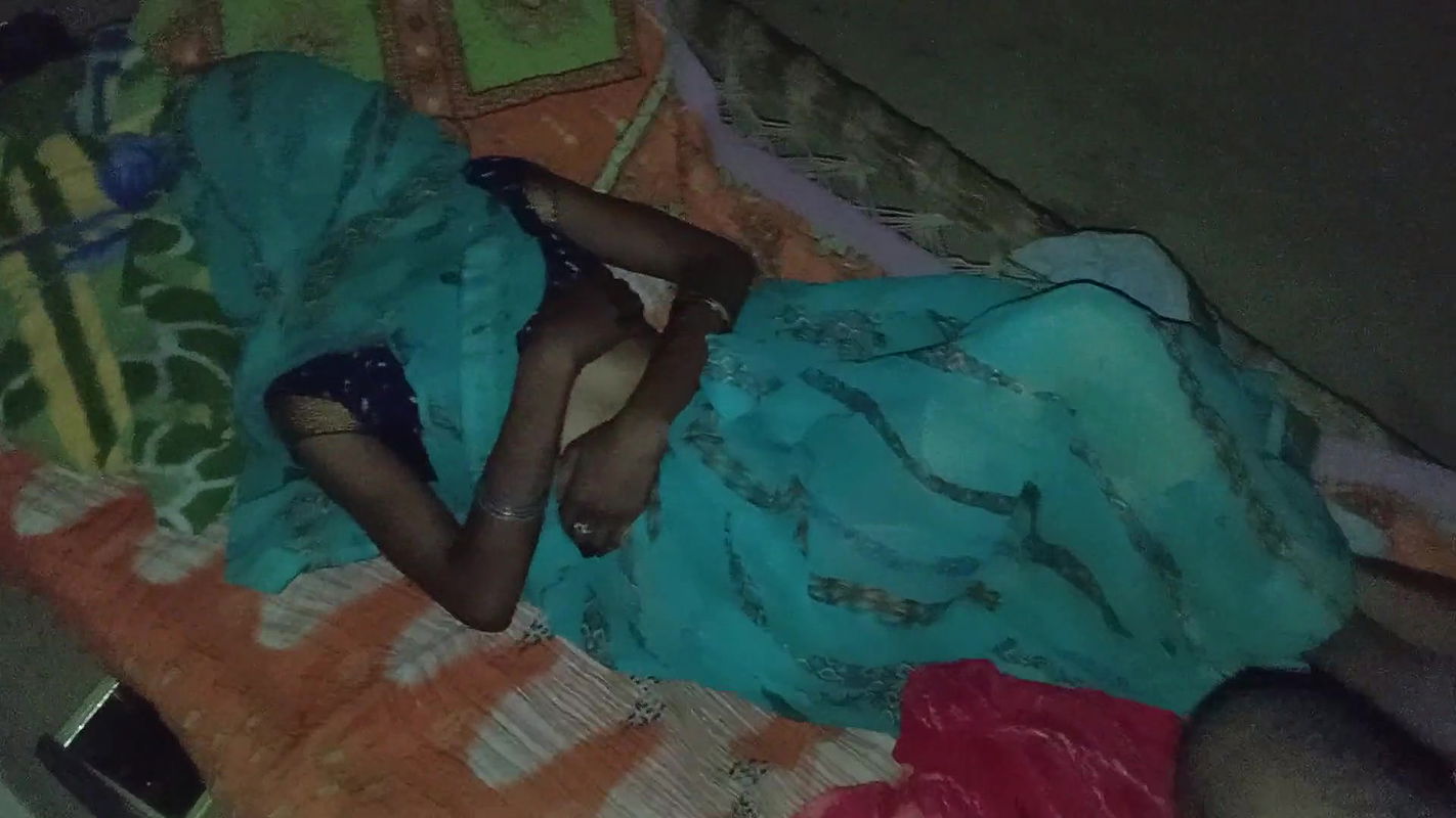 Indian Desi Bhabhi Facing Video