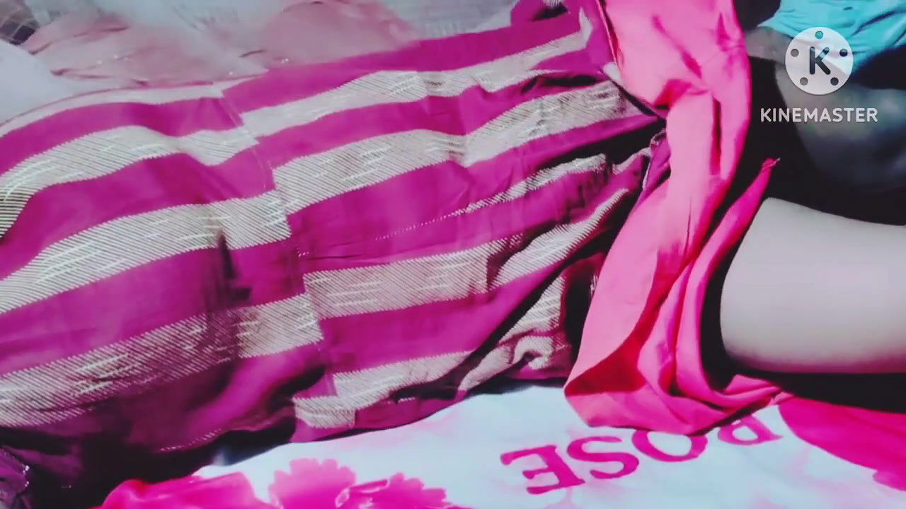 Romantic Video of a Boy From Bihar with a Girl From Uttar Pradesh