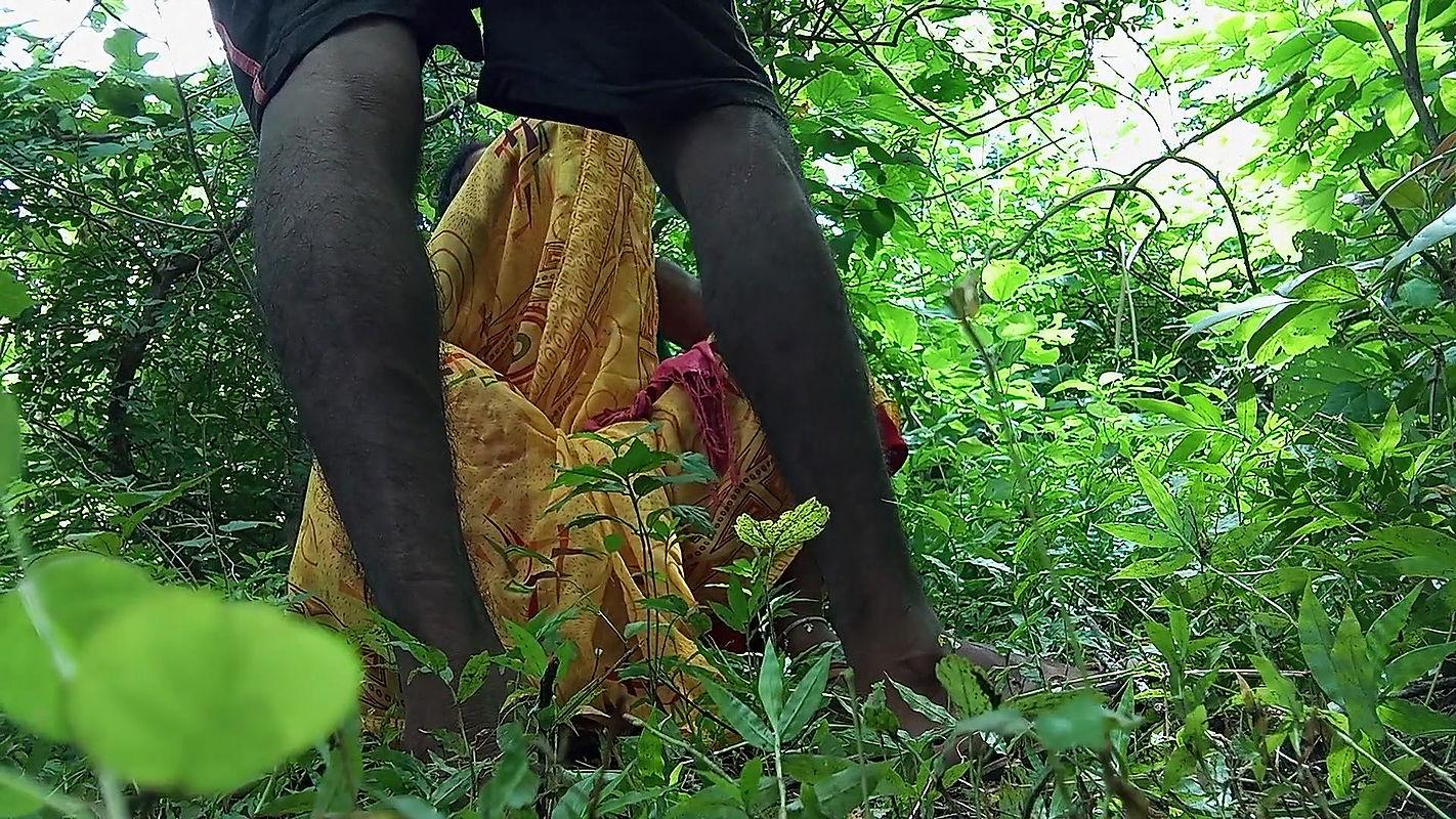 Slwly Slwly Inside My Cook My Wife, My Wife Is Very Romantic Mood Fucking Sleow Slowly Then Faster.