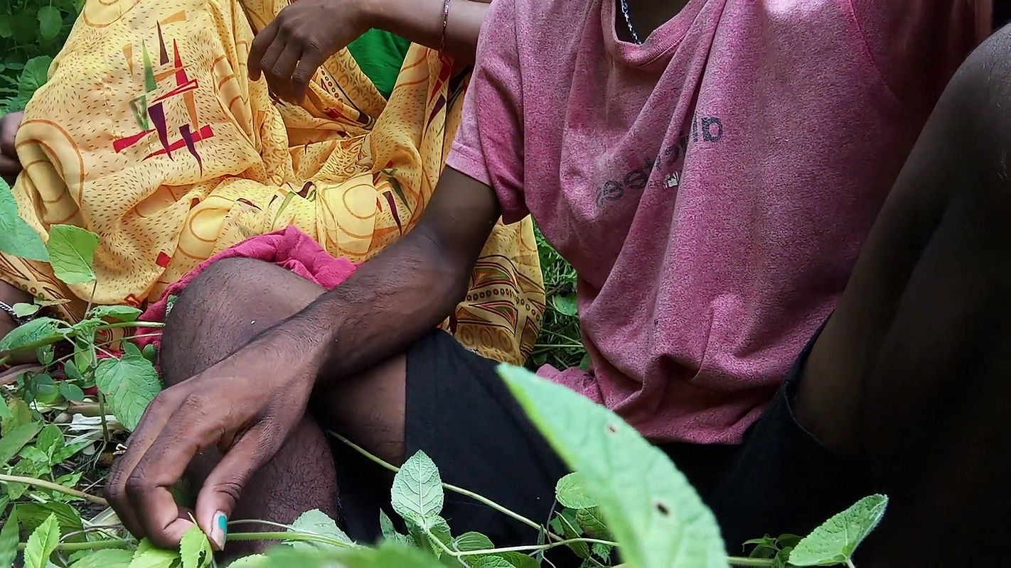 Slwly Slwly Inside My Cook My Wife, My Wife Is Very Romantic Mood Fucking Sleow Slowly Then Faster_2