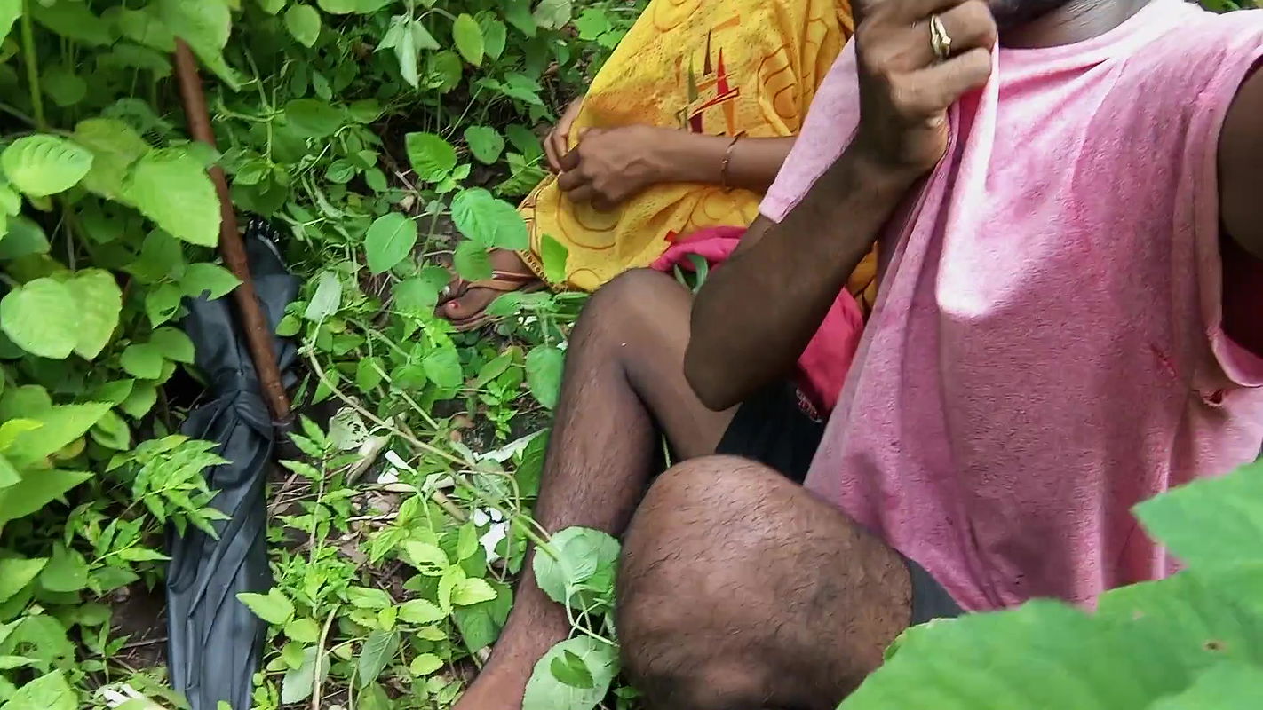 Slwly Slwly Inside My Cook My Wife, My Wife Is Very Romantic Mood Fucking Sleow Slowly Then Faster_2