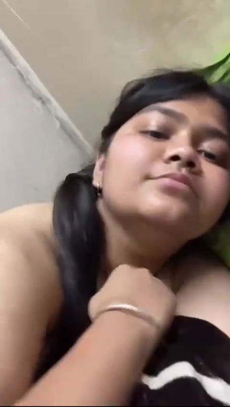 Cute Sexy Chubby Girl