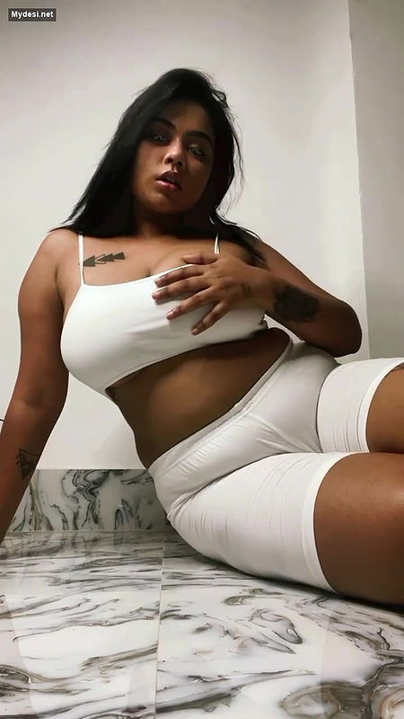 Desi big boobs model