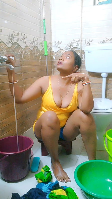 Youtuber Adda with bong beauty – 85