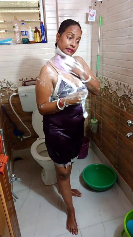 Youtuber Adda with bong beauty – 72