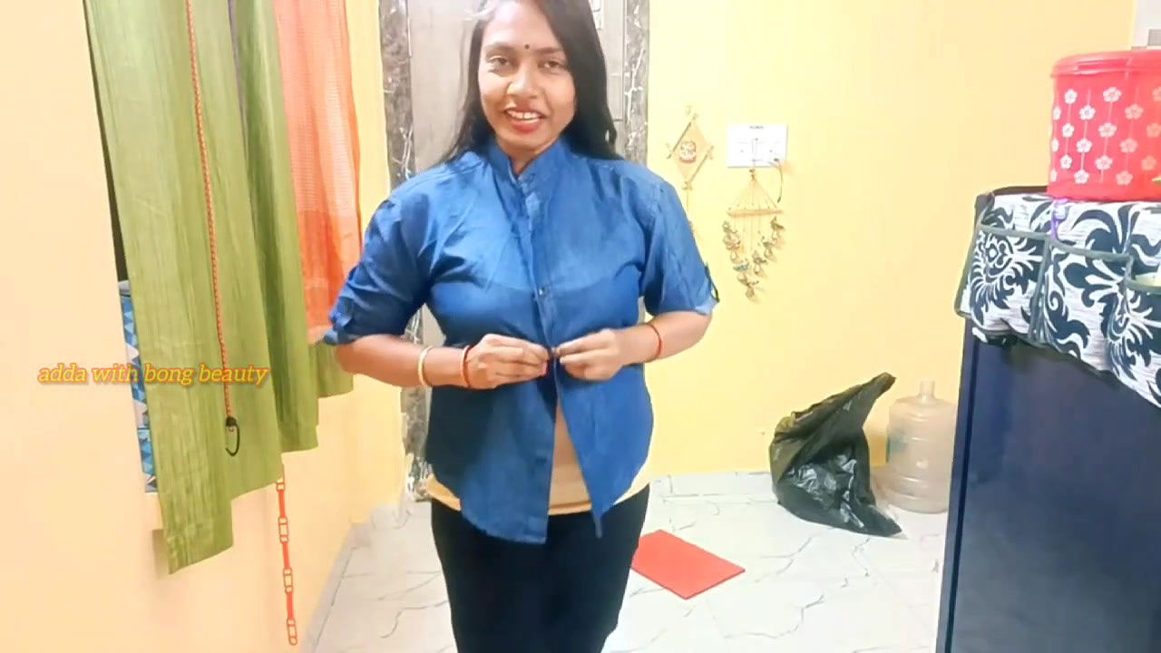 Youtuber Adda with bong beauty – 58