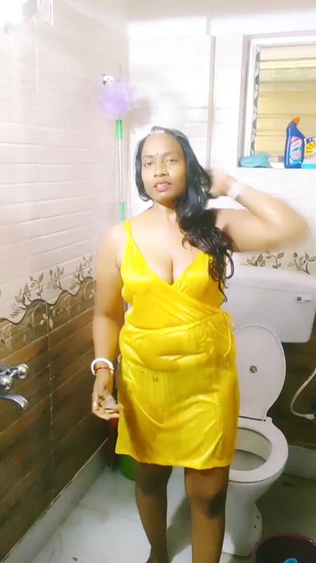 Youtuber Adda with bong beauty – 51