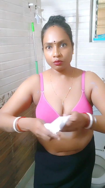 Youtuber Adda with bong beauty – 50