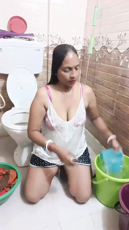 Youtuber Adda with bong beauty – 48