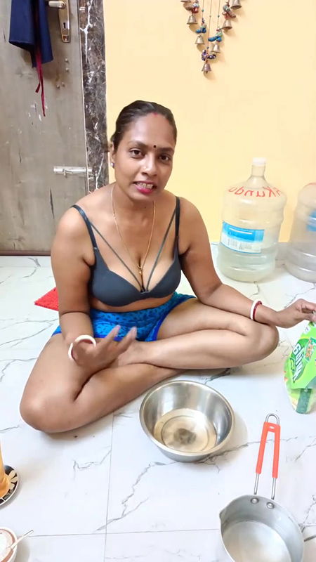 Youtuber Adda with bong beauty – 44