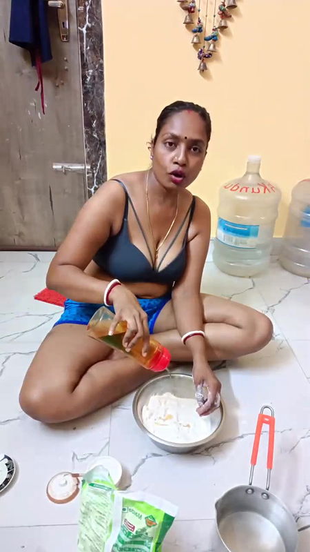 Youtuber Adda with bong beauty – 44