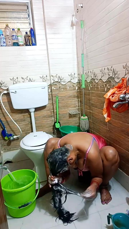 Youtuber Adda with bong beauty – 39