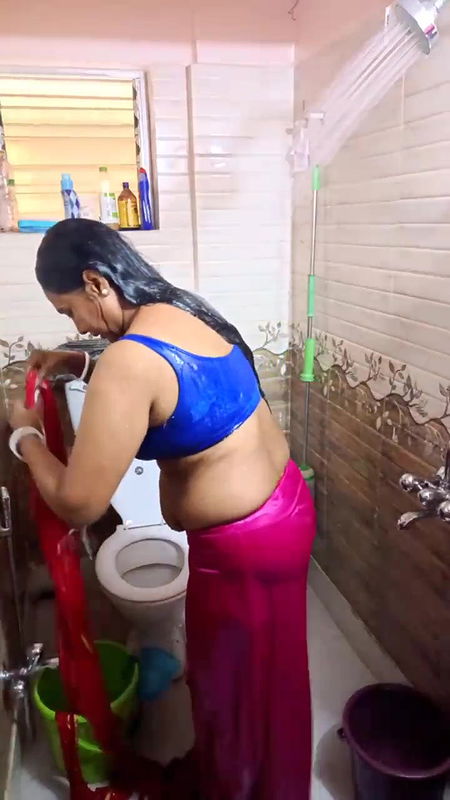 Youtuber Adda with bong beauty – 32