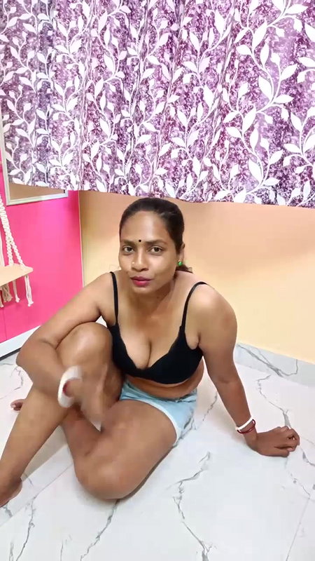 Youtuber Adda with bong beauty – 31