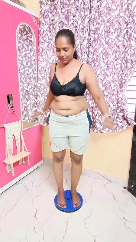 Youtuber Adda with bong beauty – 29