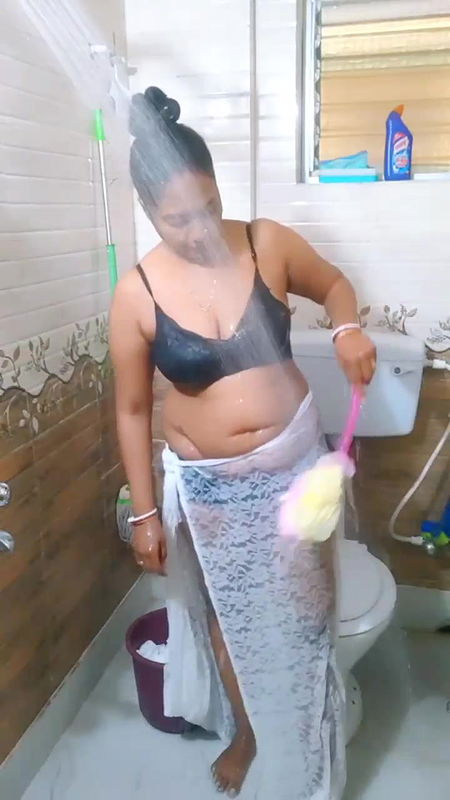 Youtuber Adda with bong beauty – 28