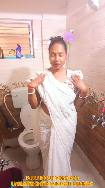 Youtuber Adda with bong beauty – 27