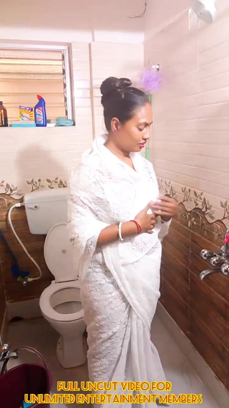 Youtuber Adda with bong beauty – 27