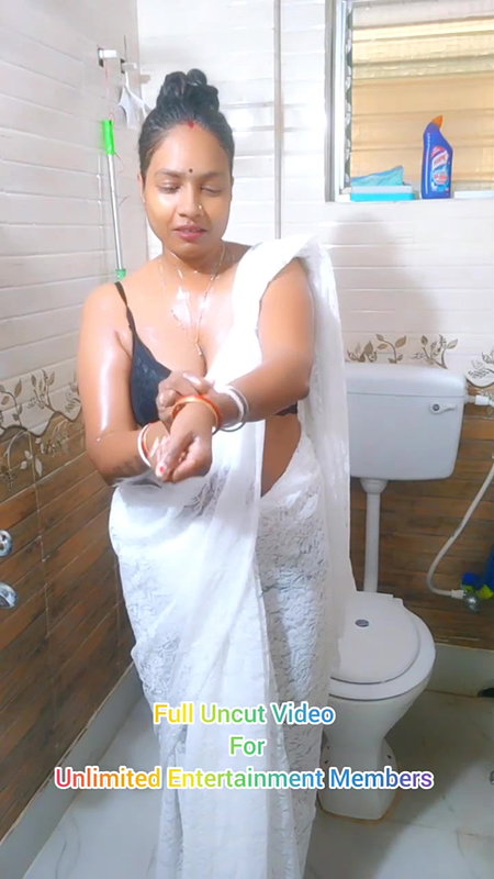 Youtuber Adda with bong beauty – 25