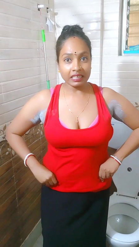 Youtuber Adda with bong beauty – 24