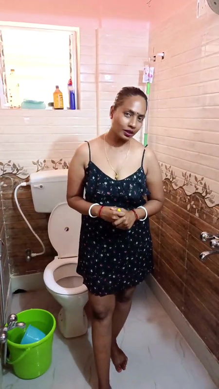 Youtuber Adda with bong beauty – 23