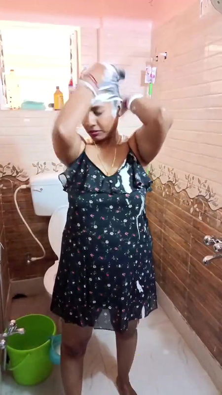 Youtuber Adda with bong beauty – 23