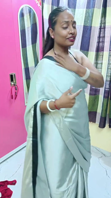 Youtuber Adda with bong beauty – 21