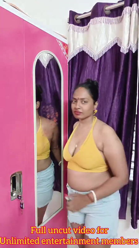 Youtuber Adda with bong beauty – 18