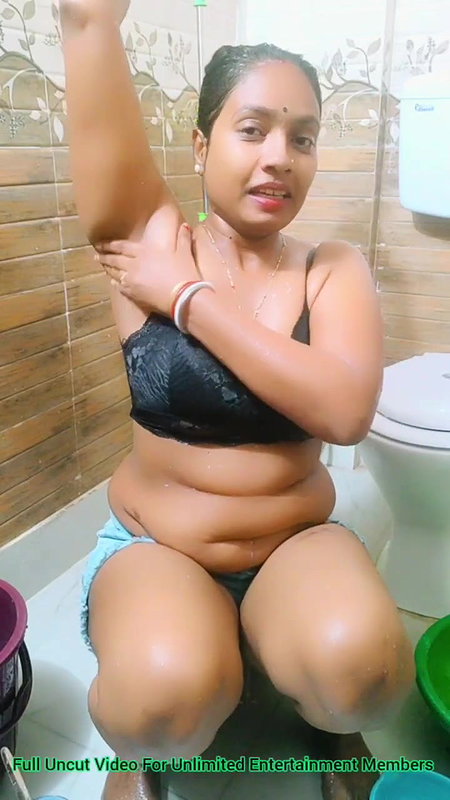 Youtuber Adda with bong beauty – 14