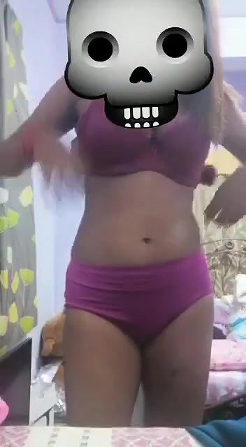 Sexy Tamil Girl