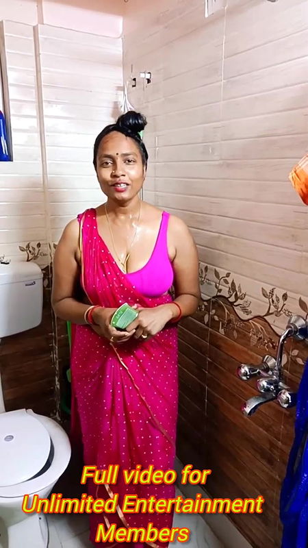 Youtuber Adda with bong beauty – 7